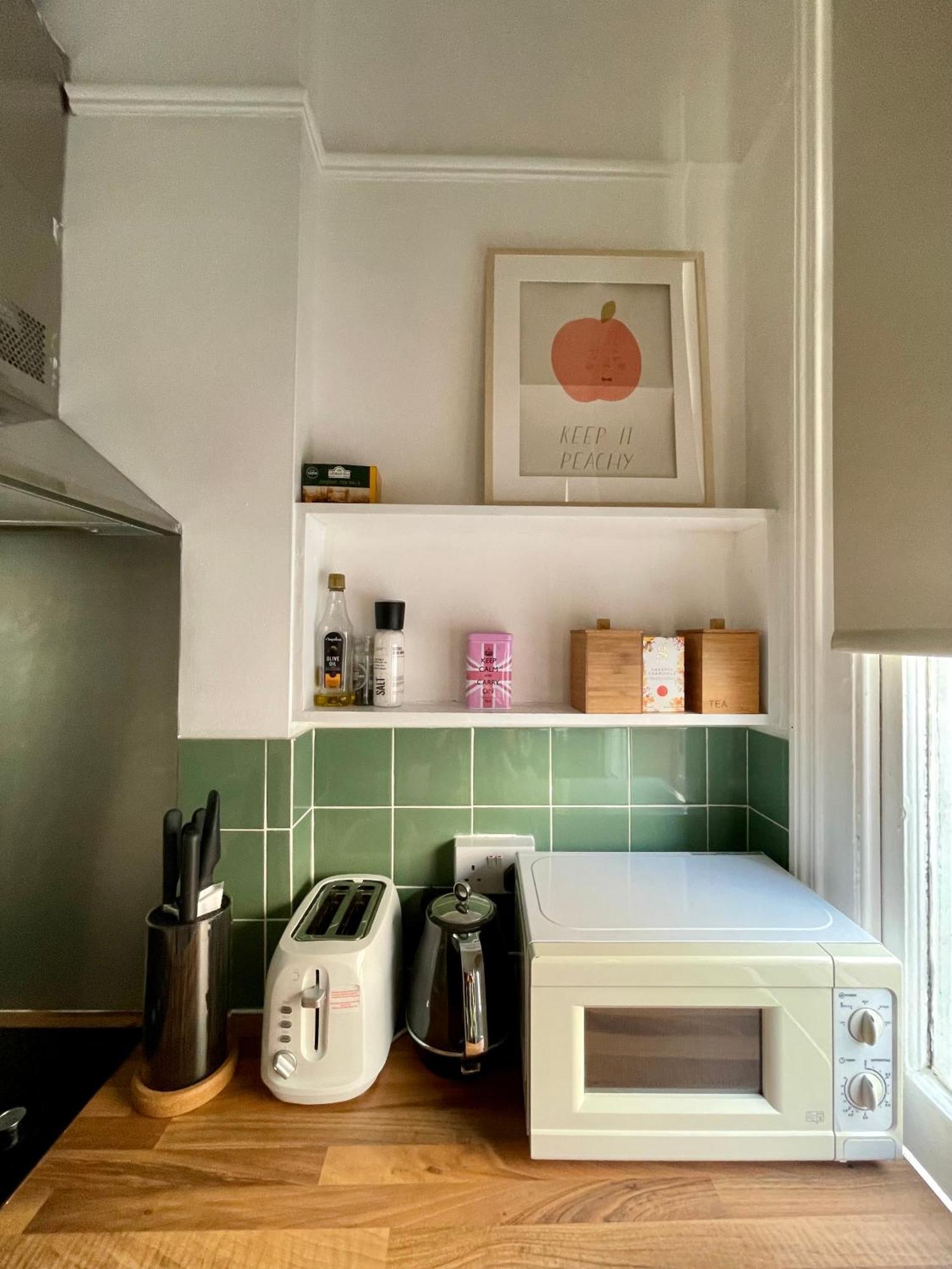 Appartamento Modern Flat In Victorian West Kensington Mansion Londra Esterno foto